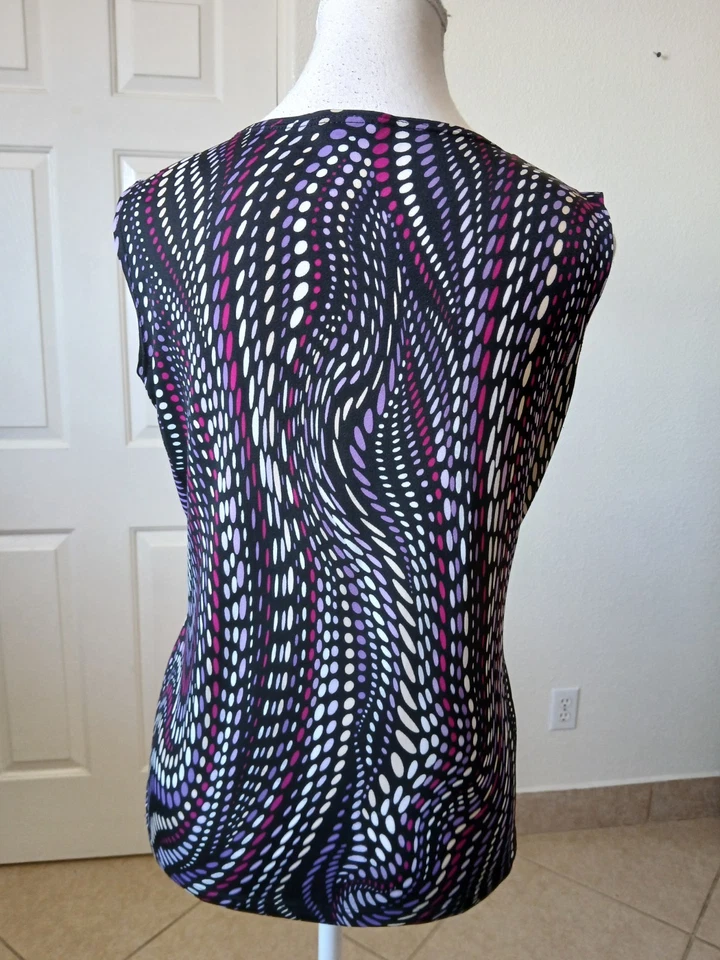 JTB Sleeveless Blouse Tank Top Medium V-neck Shiny Floral Ties In Back Y2K 90’s - Image 3 of 4