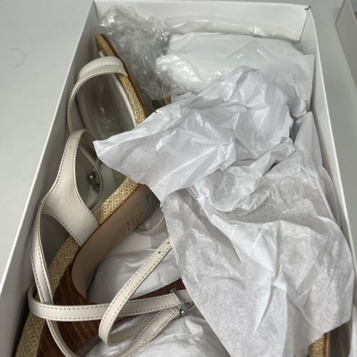 Sandali donna Nakia Deluxe nappa pelle perlata tacco misura 10,5B bianchi con cinturino - Foto 4 di 4
