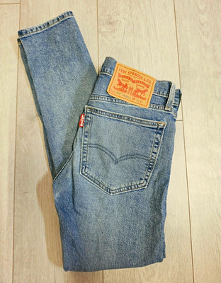 Levi's 519 Herren Jeans Blau Skinny helle Waschung W30 L31 Denim