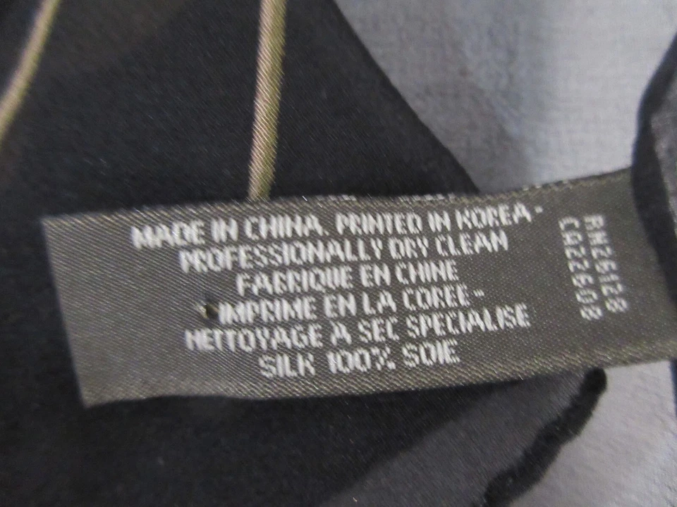Bufanda grande ECHO 76"x20" vintage 100 % seda gasa roja/negra floral cuello envolvente Foto 4 de 4