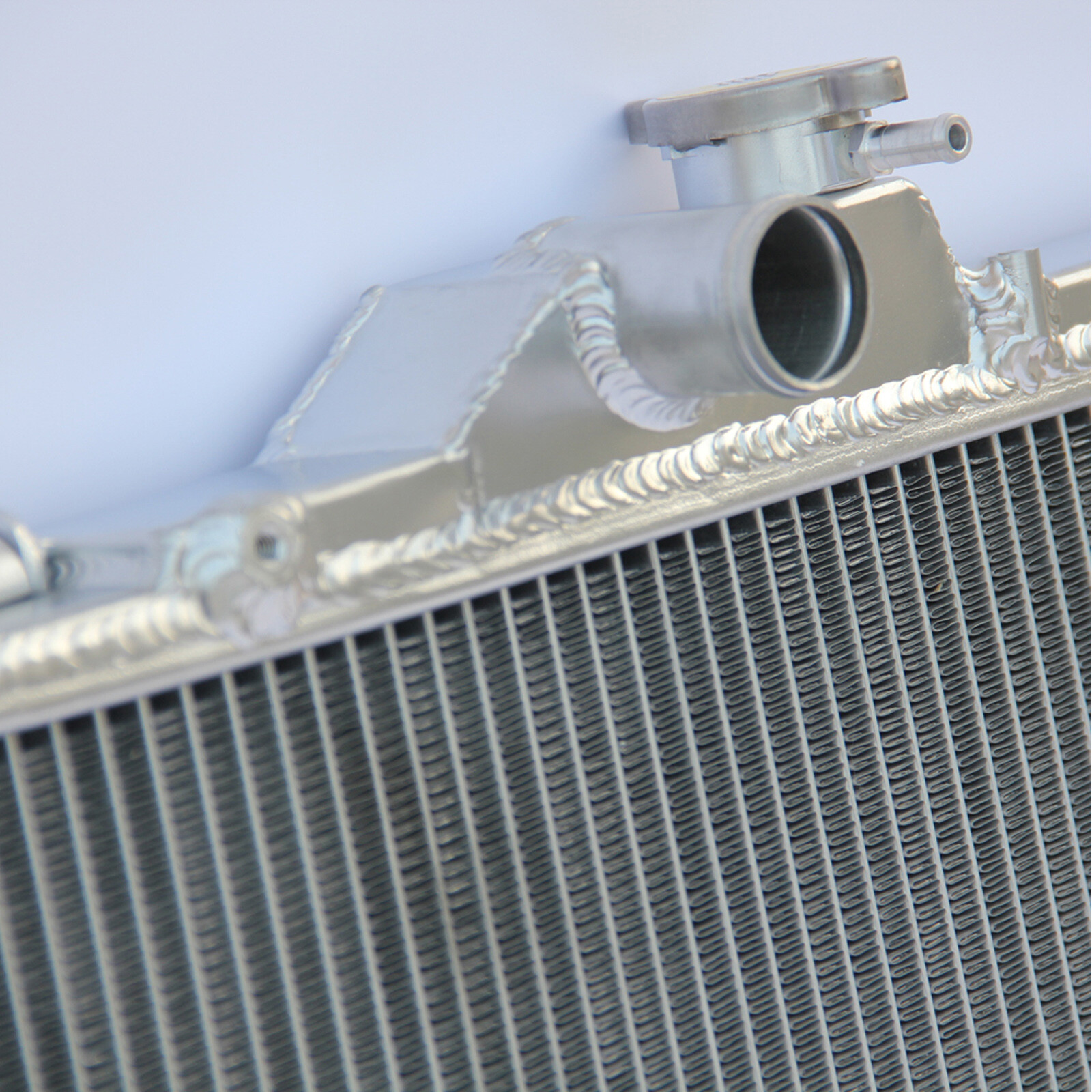 For Lexus IS200 IS300 JCE10 GXE10 2.0L 3.0L AT MT Aluminum Radiator