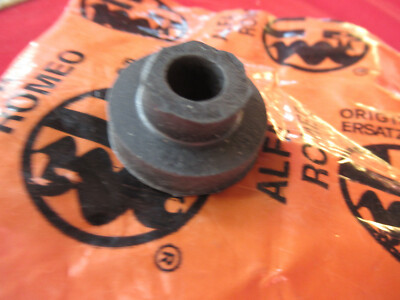 Bouchon D'Échappement Arrière Alfa Romeo Original - Pour Modèles Sud / 33 - Référence 60504209 - Pièce Vintage Neuf