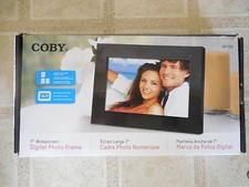 COBY DP700 BLK 7" WIDESCREEN DIGITAL PHOTO FRAME