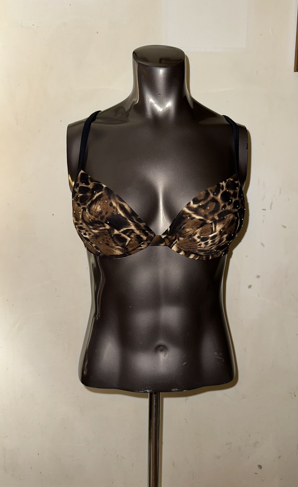 Bikini Top 36B con estampado de animales con cable push up embellecido VICTORIA'S SECRET-image