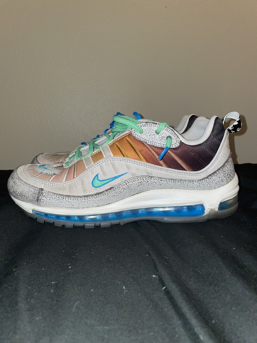 Size 10.5 - Nike Air Max 98 On Air: NYC La Mezcla 2019 — product photo 2 of 7