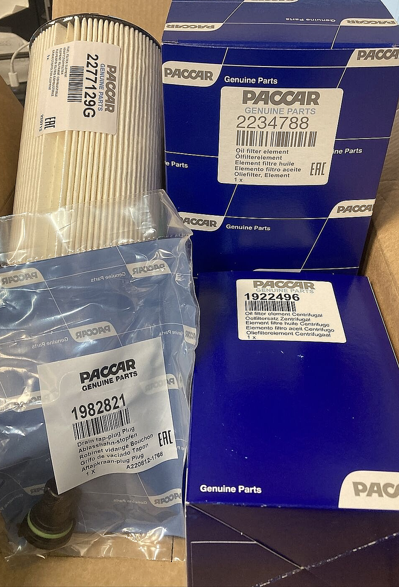 NEW GENUINE MX-13 EPA 17 ENGINE OIL , FUEL , ELEMENT & PLUG FILTER