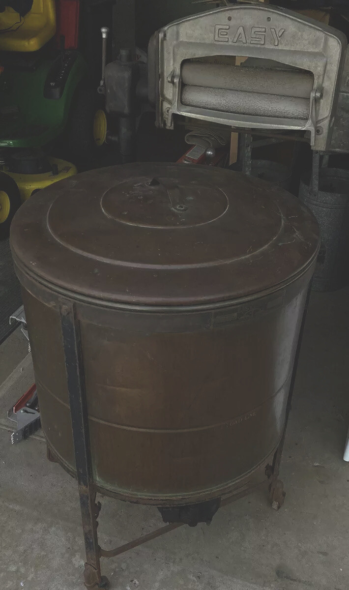 1912 EASY WASHING MACHINE, Model M Built In Syracuse, NY. Very Good