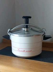 SEB Cocotte Authentique 4,5 L P0530600