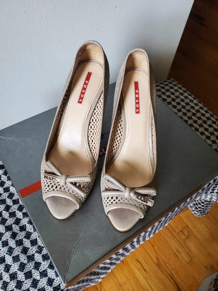 靴 Prada Gray Leather Heels 37 1/2 PRADA Gray Heels for Women for sale | eBay