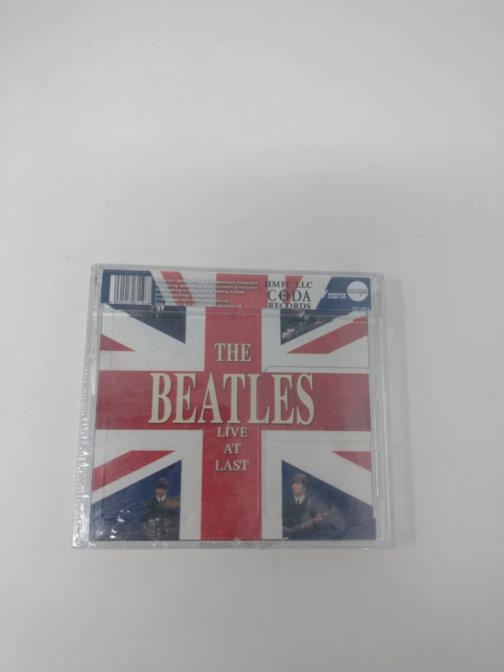 The Beatles Live at Last MINI DISC - Image 2 of 2