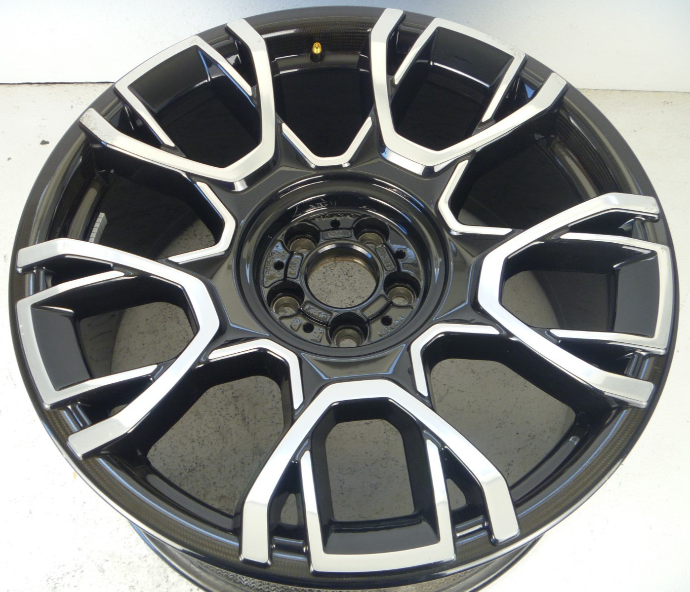 OEM 2020 2021 2022 2023 2024 Rolls Royce Ghost REAR wheel 21" carbon fiber rim