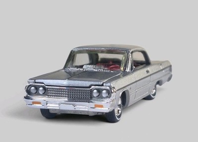 1964 CHEVY IMPALA SS 409 Rare  Collectible DieCast Model Car 1:64 Silver LOOSE