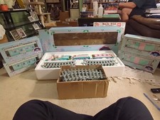 Precious Moments Sugar Town Express Holiday Train Huge Set W Tracks - Extra Cars