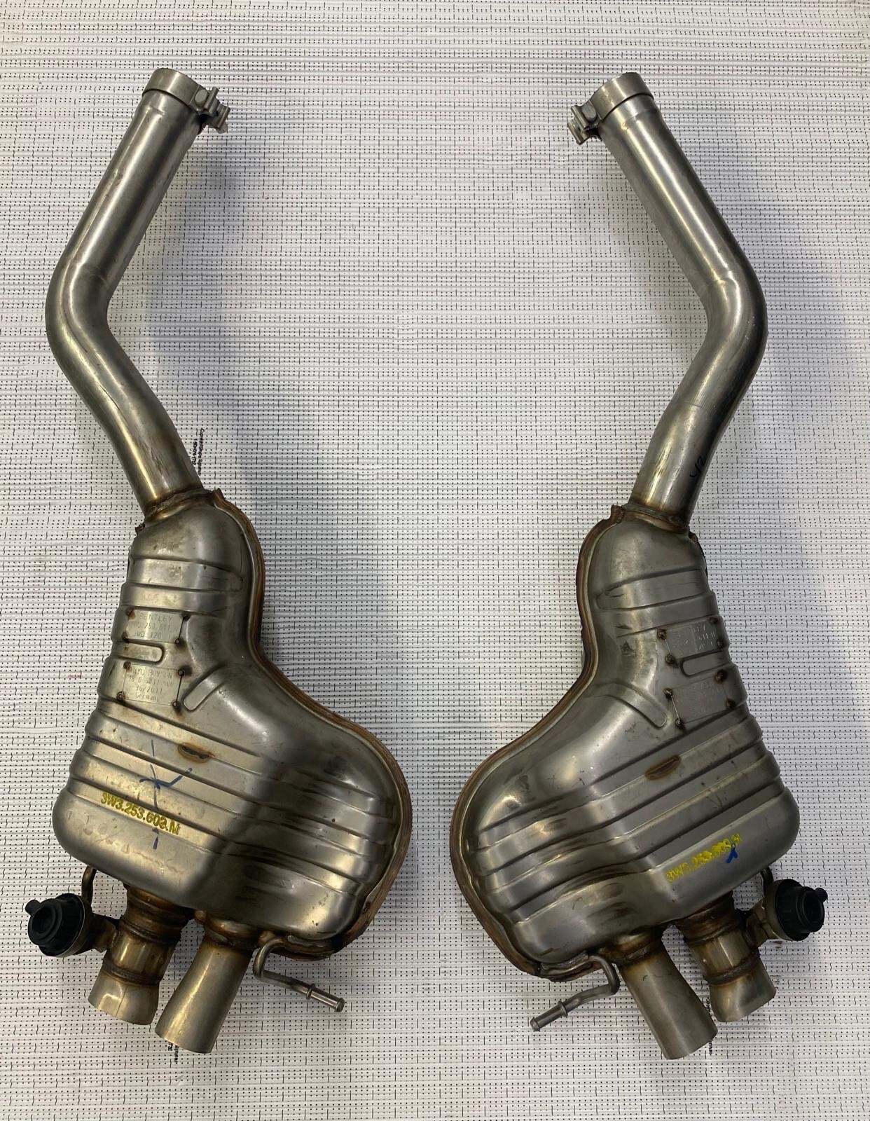 06-10 Bentley Continental GT GTC Rear Left and Right Side Exhaust Pipe OEM