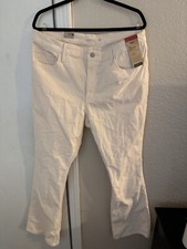 Levi's Women's 725 High Rise Bootcut Jeans 34 x 32