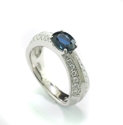 Bague En Platine PT900 - Taille 10,5 - Saphir Et Diamants (environ 7,4g) - Occasion