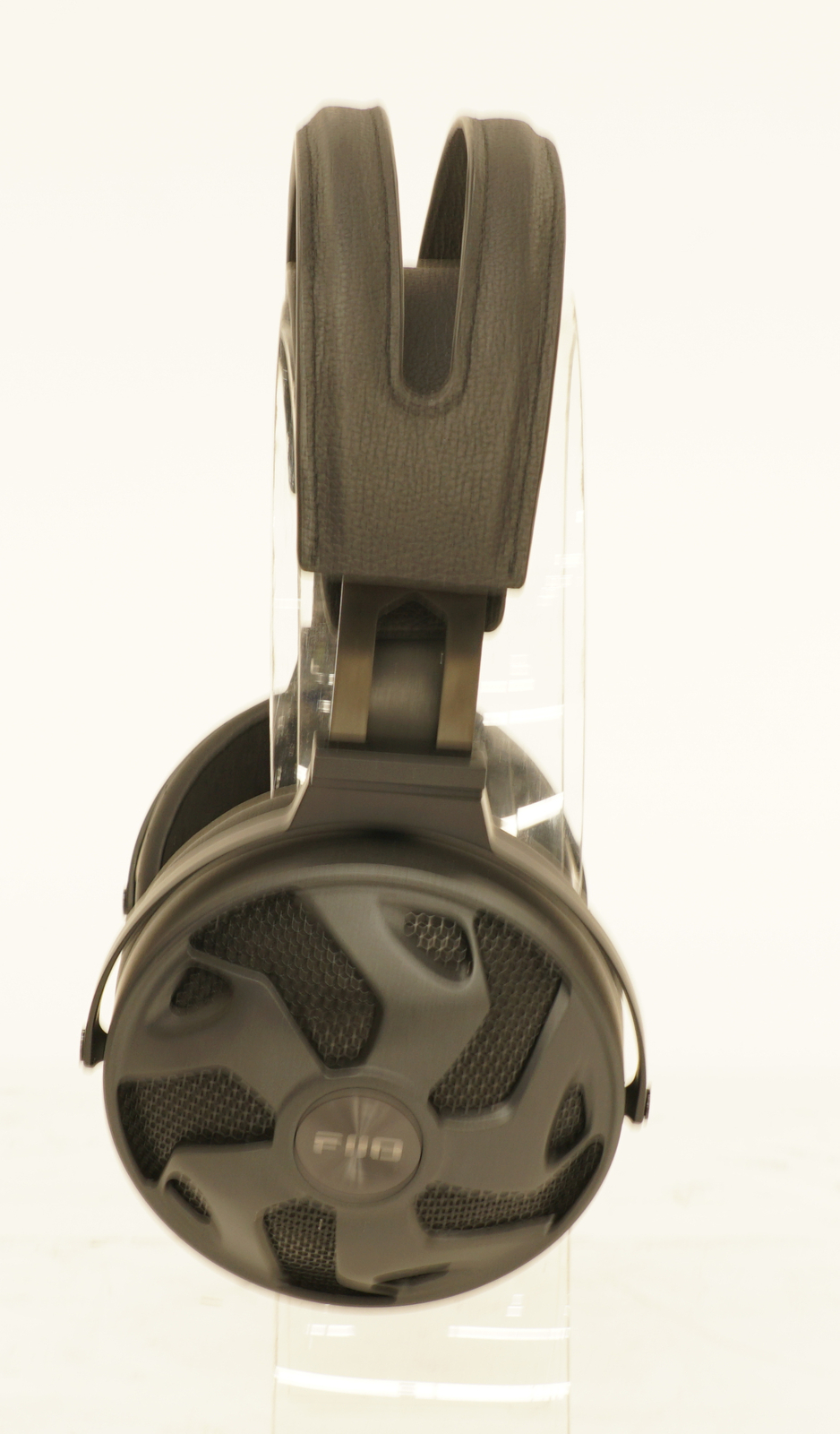 FiiO Dynamic Over-Ear Headphones with 60mm driver, beryllium-plated gasket and D