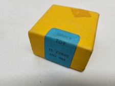 VINTAGE NOS DINKY TOYS  082 12 TIRES in ORIGINAL BOX made in England