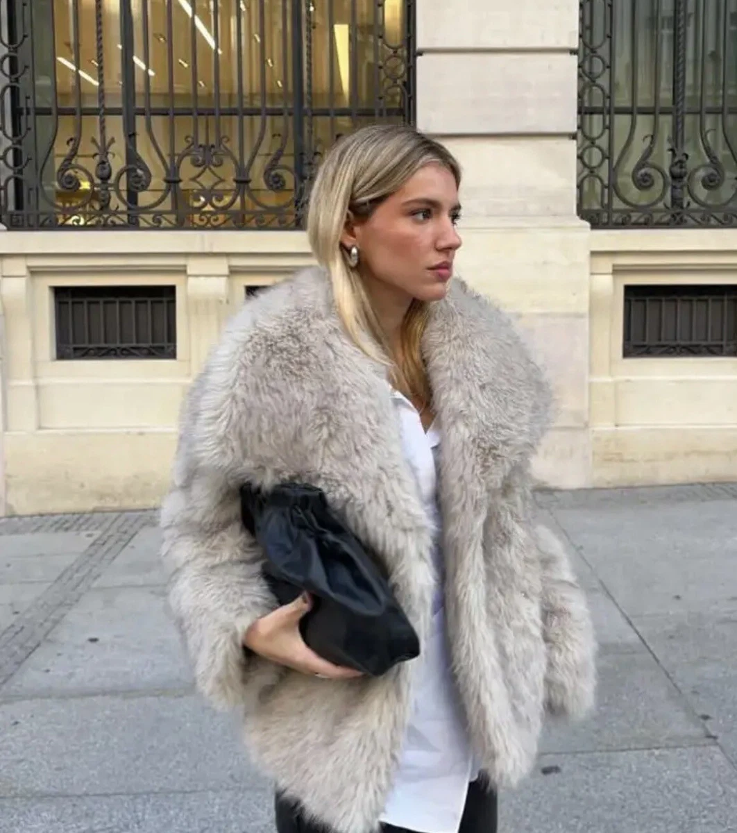 Giacca di pelle hotsell con pelliccia zara