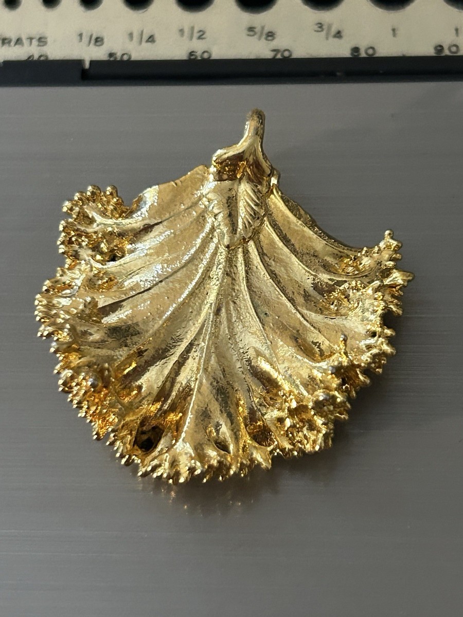 Realistic 24k Gold Dipped Kale Leaf Pendant 5.8 Grams View 2