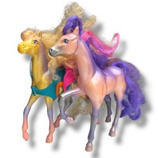 Kenner Horses Fashion Star Fillies Sassy Sixteen Ariel  Sarena Ponies w/ Outfit