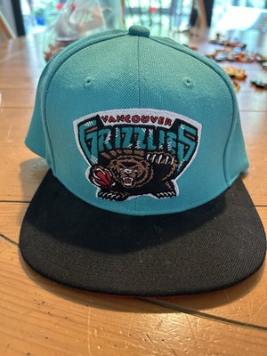 Extremely clean Vancouver Grizzlies Mitchell & Ness Adjustable Snapback NBA 