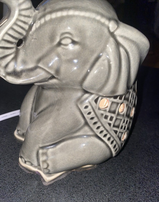 Excellent Condition! Better Home&Garden Elephant Wax Warmer Inverted Wax Tray