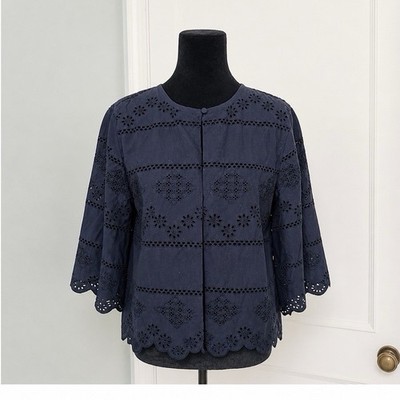 Talbots Women s Navy Eyelet Woven Button Front Cropped Blouse 3/4 Sleeve M