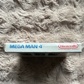 Nintendo Mega Man 4 Nintendo NES PAL 1992 avec bo&icirc;te et manuel