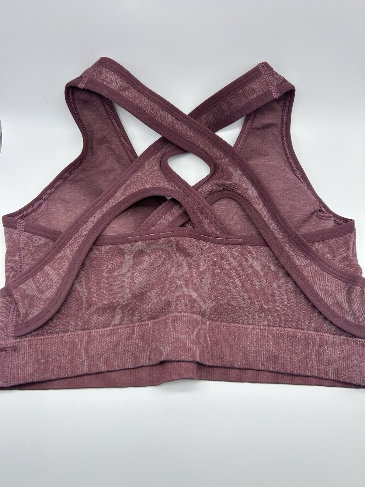 Gymshark Sweat Seamless Sports Bra Large Purple Cross Back with Pads EUC image 3