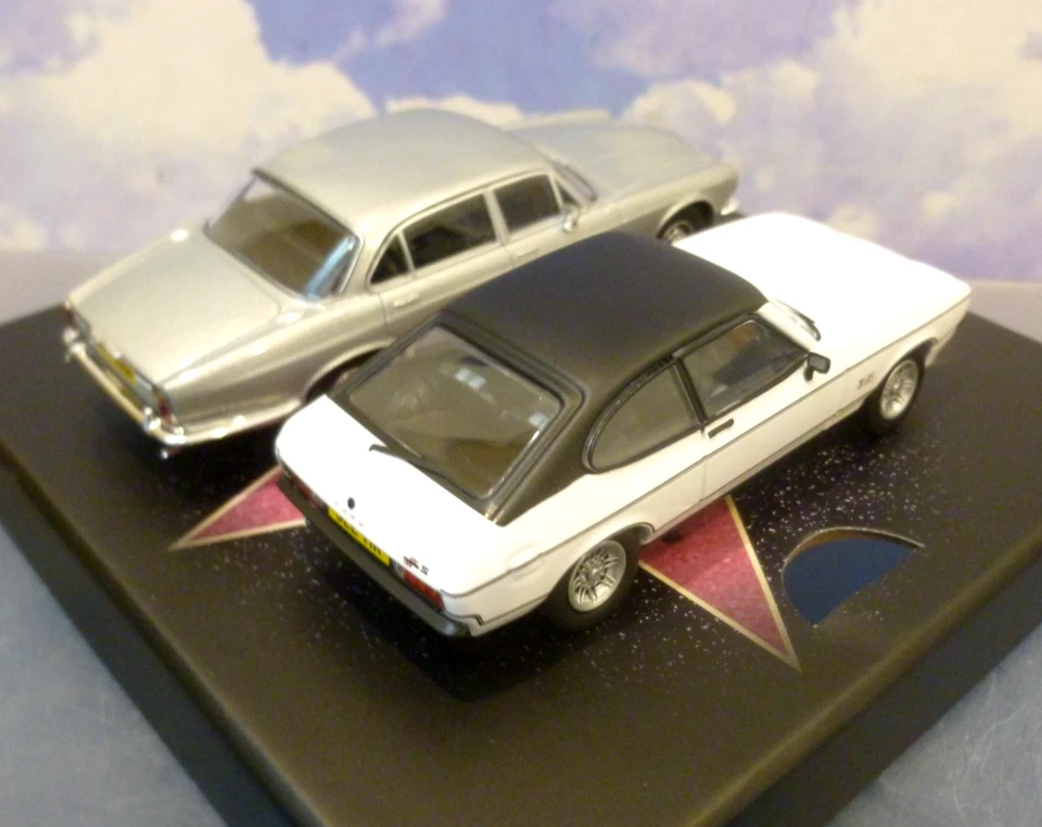 CORGI 1/43 MK2 FORD CAPRI 2.0S WHITE & JAGUAR XJ6 SERIES 2 SILVER MINDER CC91992 - Image 4 of 4