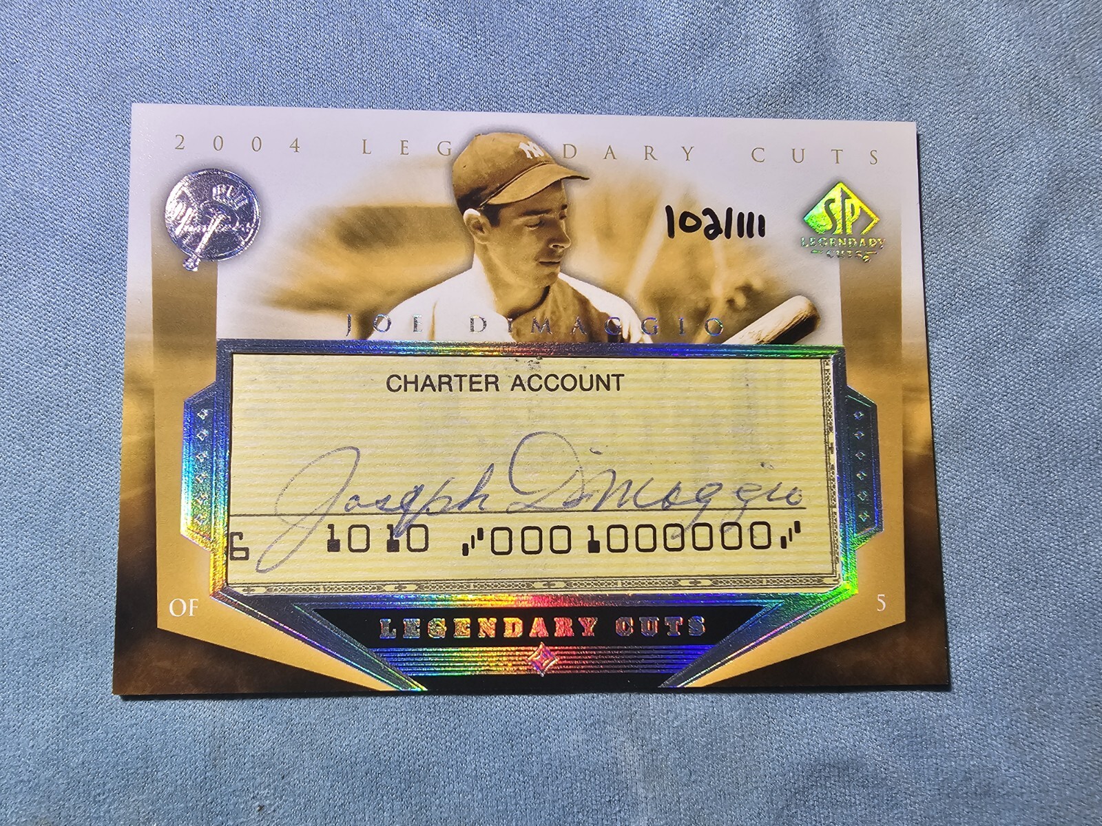 Joe DiMaggio Autographed Signed New York Yankees 2004 SP Legendary Cuts Yankees Cut Auto 102/111 