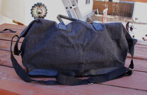 John Varvatos Top Handle Duffle Bag Grey/Black - Picture 2 of 3