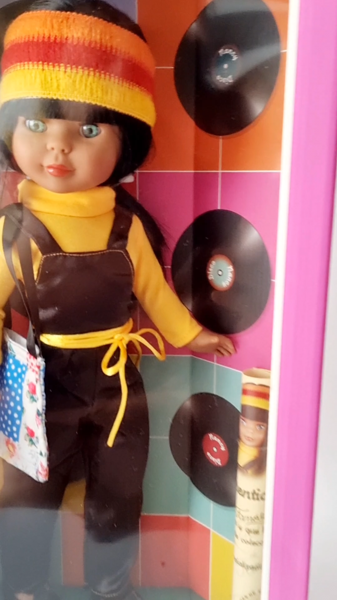 Nancy Doll Famosa 2023 Nancy Collection Disco Doll LTD 16