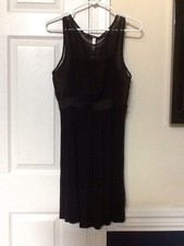 Ladies Size Medium KENSIE Little Black Dress