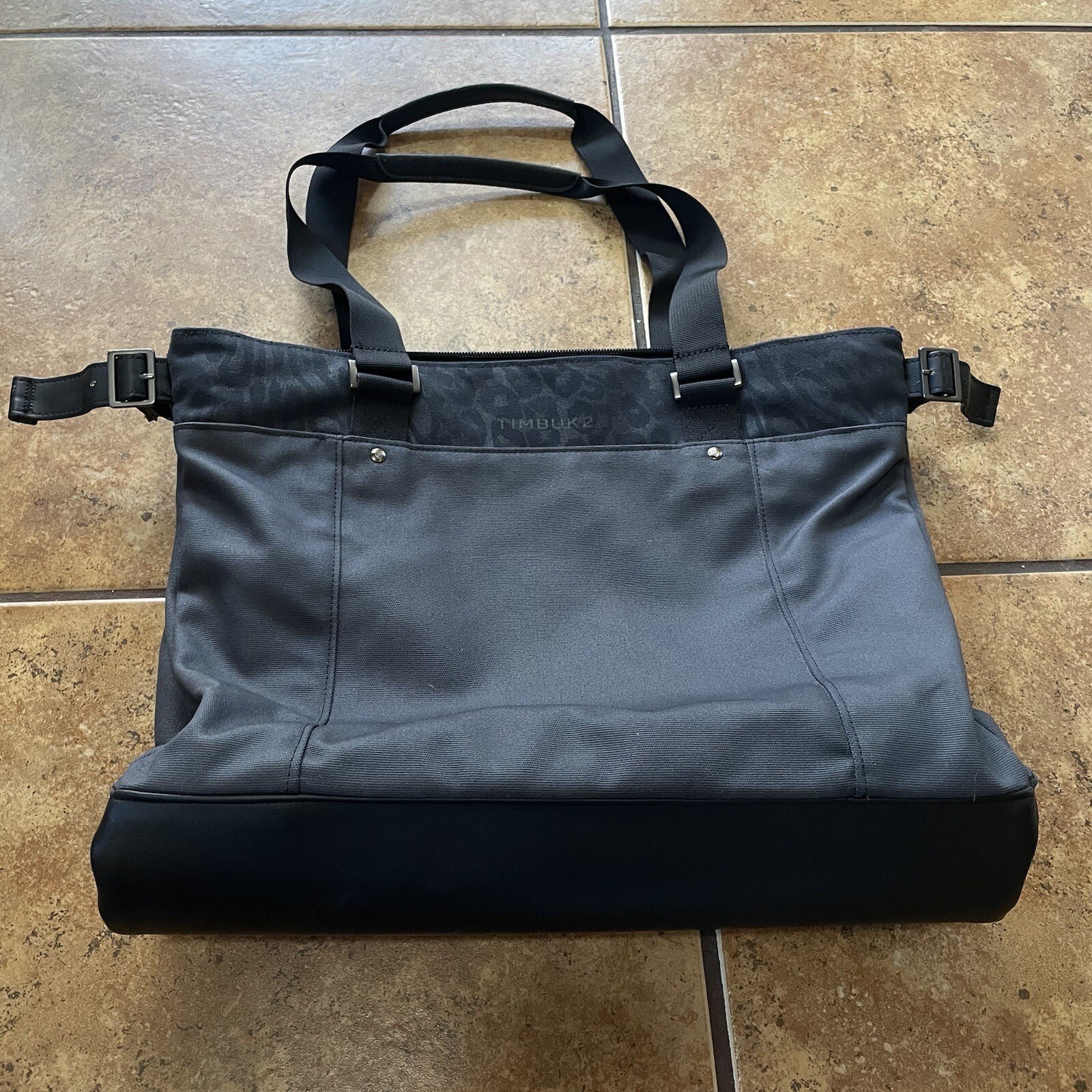 Timbuk2’s Sling Messenger Bag Shoulder Cycling Gem