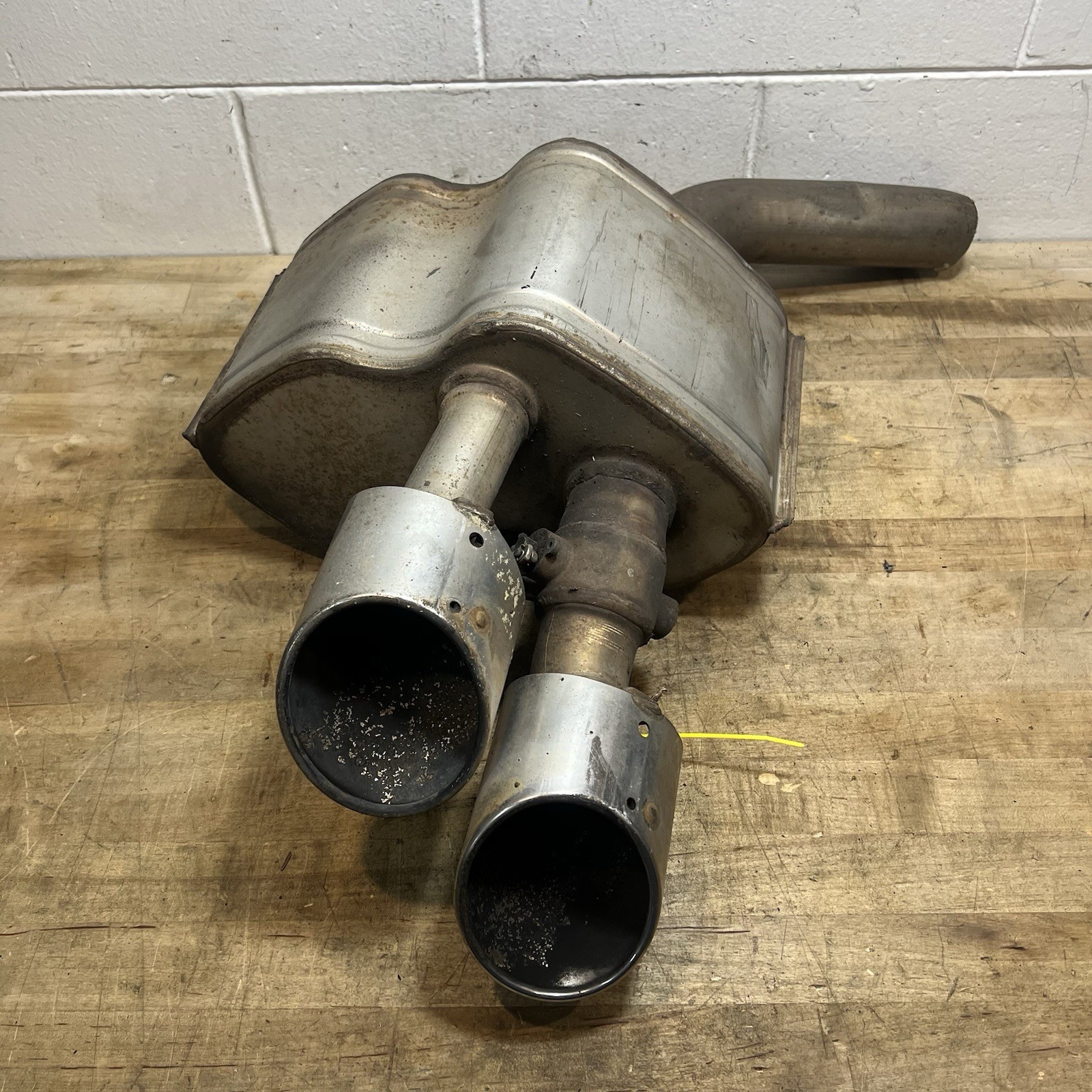 2014-2017 Maserati Ghibli Rear Right Passenger Side Exhaust Muffler Tip Pipe OEM