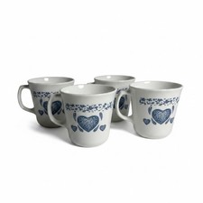 Vintage Corning Blue Heart Mugs Set of 4 Country Cornflower White Stoneware USA