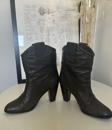 Marc By Marc Jacobs Boots Size 7 AU&US/38 EU Dark Grey Ankle Block Heel Western - Picture 5 of 18