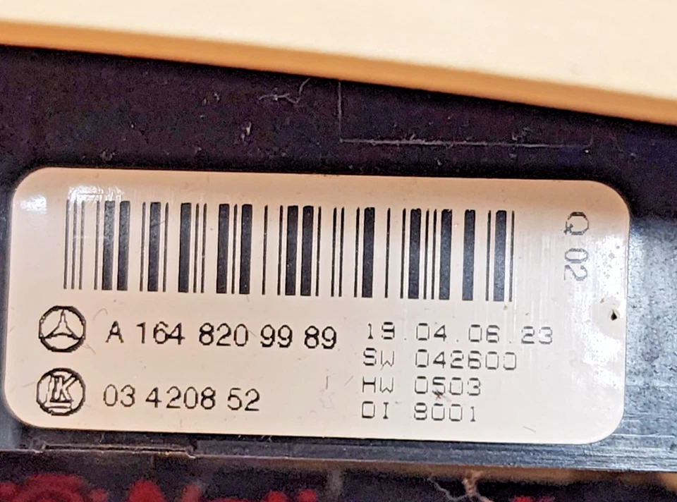 2006–2011 Mercedes R350 R320 R500 Rear Console AC Climate Control Unit OEM - Image 3 of 3