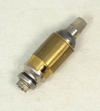 1 Genuine Chicago Faucet Quaturn Left Hand Replacement Cartridge