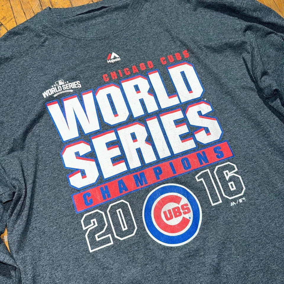 Chicago Cubs World Series Champions 2016 MLB Majestic Camiseta Hombres 2XL Gris  Foto 2 de 4