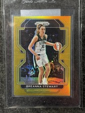 2022 Panini Prizm WNBA #81 Breanna Stewart Gold /10 Seattle Storm