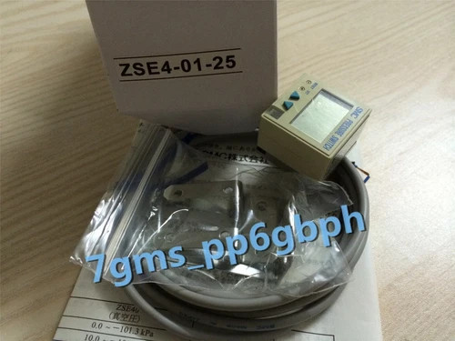 1 PCS NEW IN BOX SMC pressure sensor ZSE4-01-25