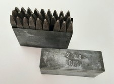 Satz Schlagbuchstaben 2 mm Schlagstempel Stanzen Pr&auml;ge Stempel Schlagzahlen alt