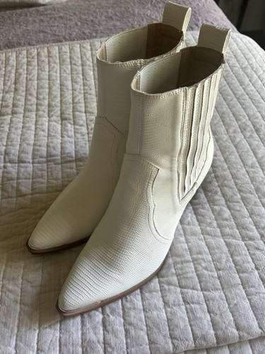 Arider Girl White Faux Lizard Western Ankle Cowgirl Boots Metal Toe Cap Size 9