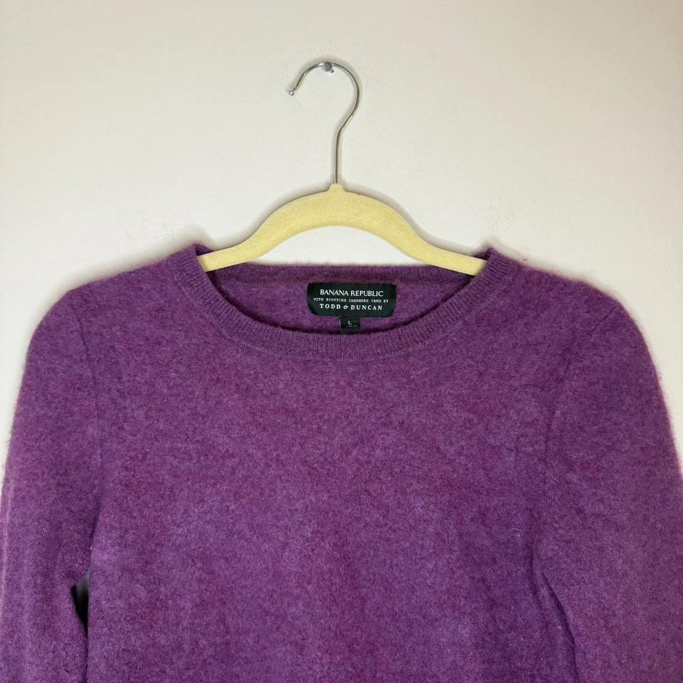 Suéter para mujer Banana Republic Todd & Duncan cachemir púrpura manga larga talla L Foto 2 de 4