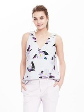 NWT Banana Republic Sleeveless Floral Blouse White Print SIZE M  176382  J 