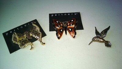 Collection of butterflies and hummingbird brooch qty 3