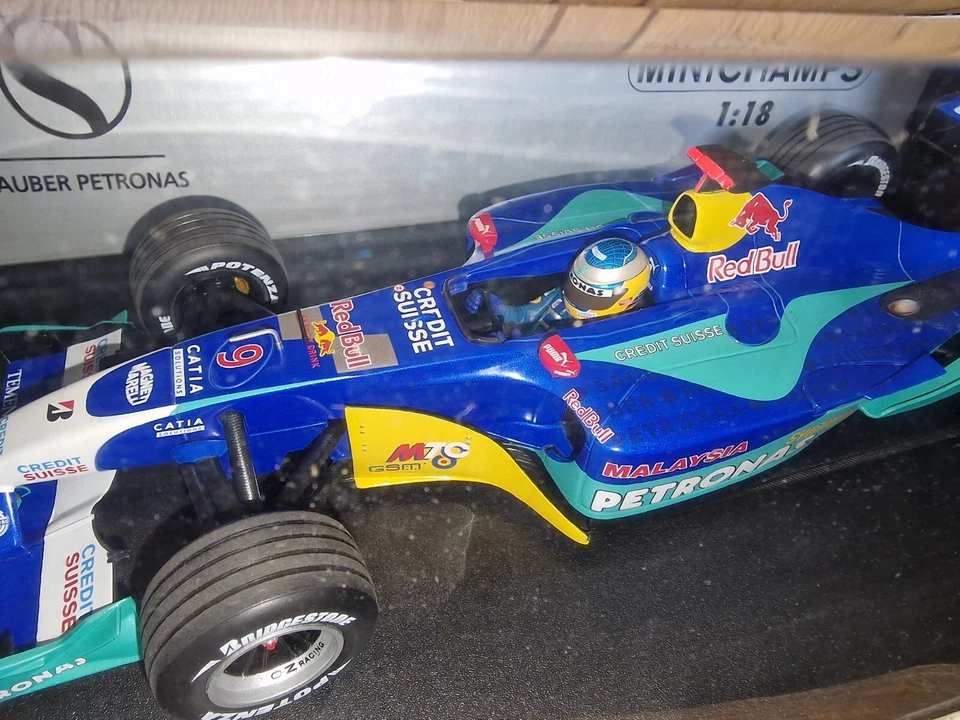 Coche de exhibición Minchamps 100 030079 Sauber Petronas 2003 N. Heidfeld escala 1/18 LE Foto 3 de 4